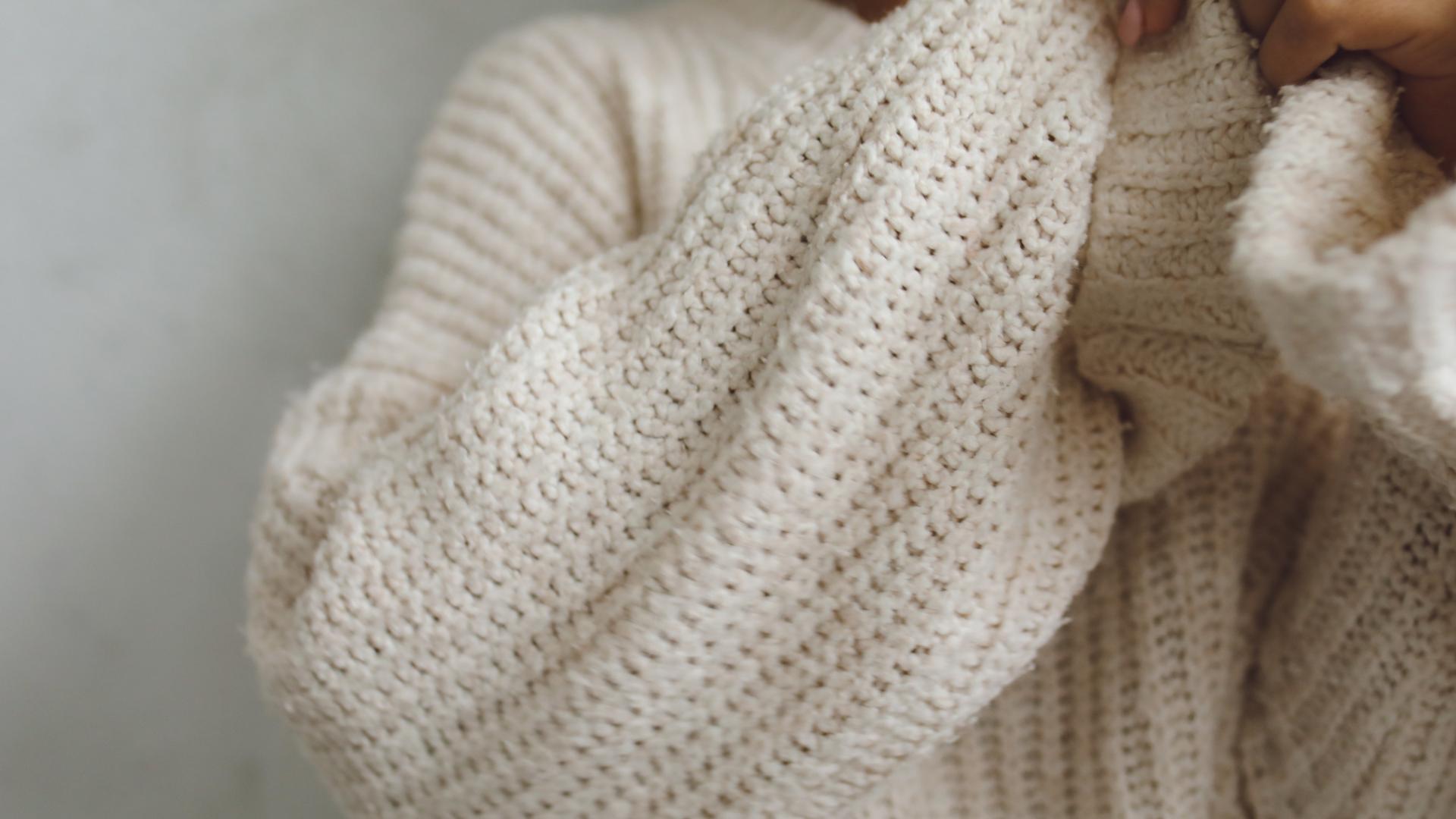 Les meilleurs vêtements en laine pour rester stylé et au chaud cet hiver